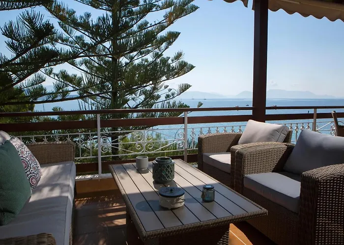 Arokaria House Case de vacanță *